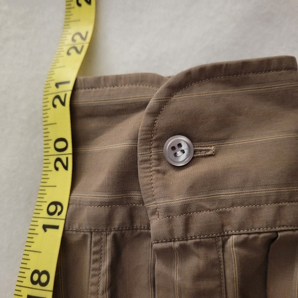 Louis Vuitton Men's Button Down Shirt. - Picture 8 of 9